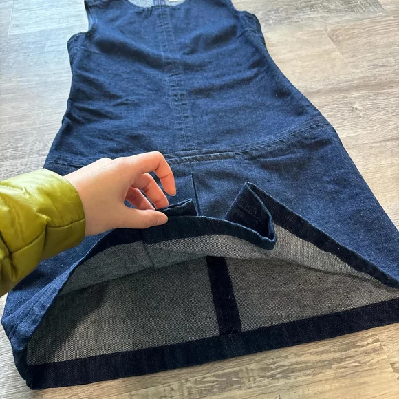 dresses - Picture 6 of 8